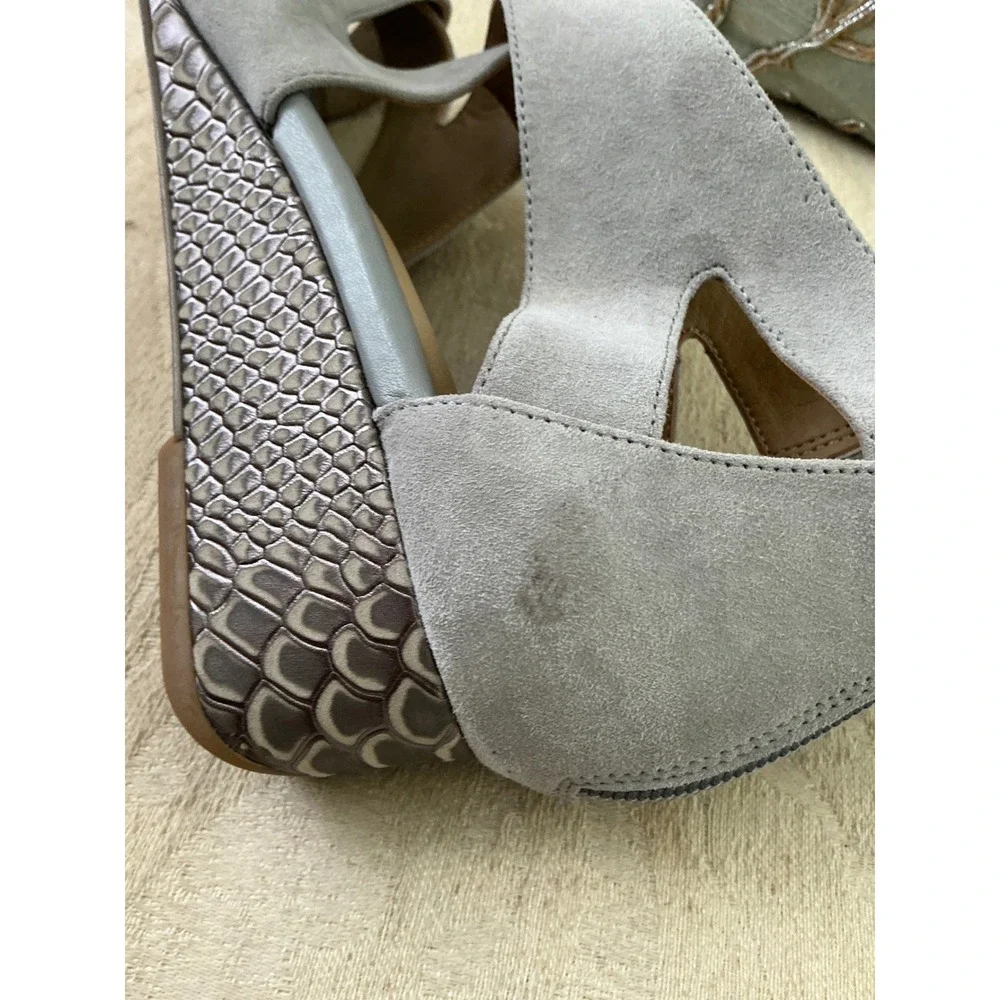 Donald Pliner Booties size 10 Vela Wedge Sandals Gray Suede Shoes